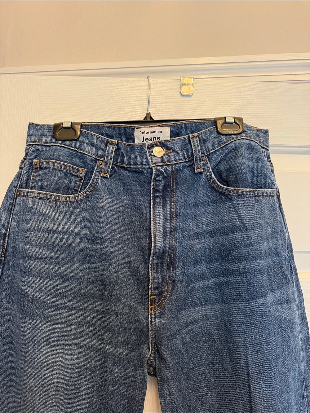 Reformation Women’s Medium Blue Straight Jeans